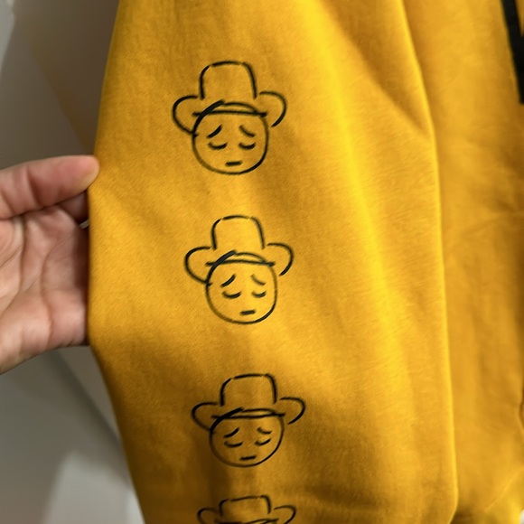 Hoodie for anyone! - Picture 3 of 7